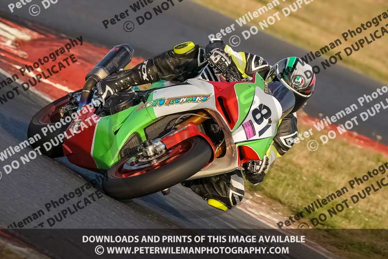 enduro digital images;event digital images;eventdigitalimages;no limits trackdays;peter wileman photography;racing digital images;snetterton;snetterton no limits trackday;snetterton photographs;snetterton trackday photographs;trackday digital images;trackday photos